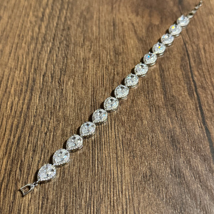 FLEX BRACELET- DIAMOND (TEAR DROP)